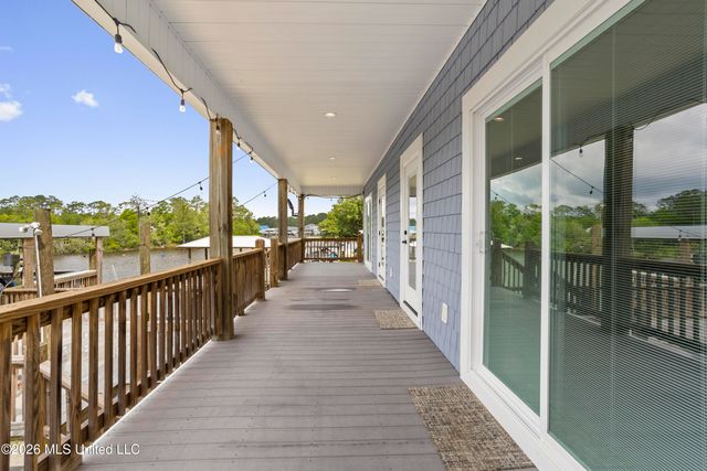 6149 Pontiac Drive, Kiln, MS 39556