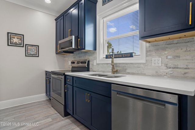 6149 Pontiac Drive, Kiln, MS 39556