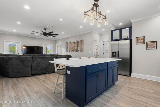 6149 Pontiac Drive, Kiln, MS 39556