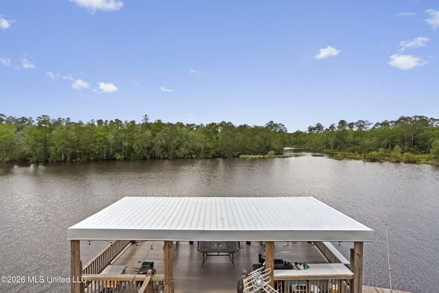 6149 Pontiac Drive, Kiln, MS 39556