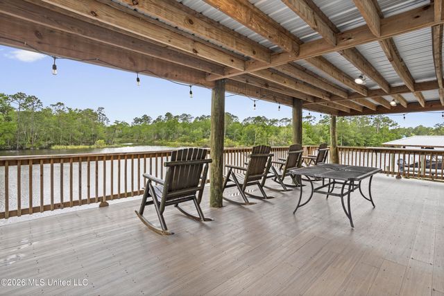 6149 Pontiac Drive, Kiln, MS 39556