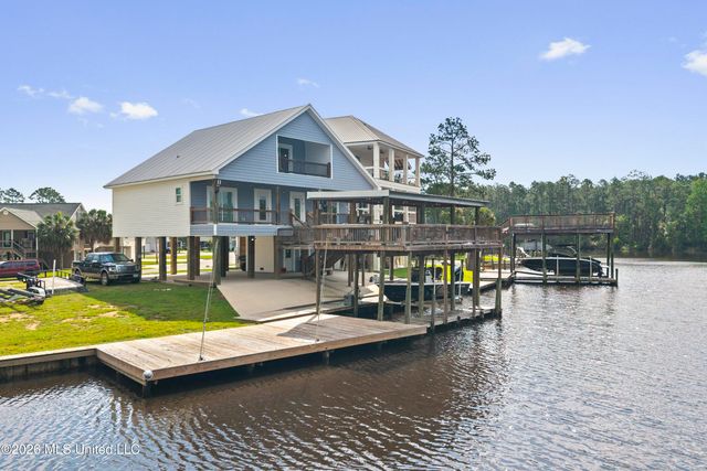 6149 Pontiac Drive, Kiln, MS 39556