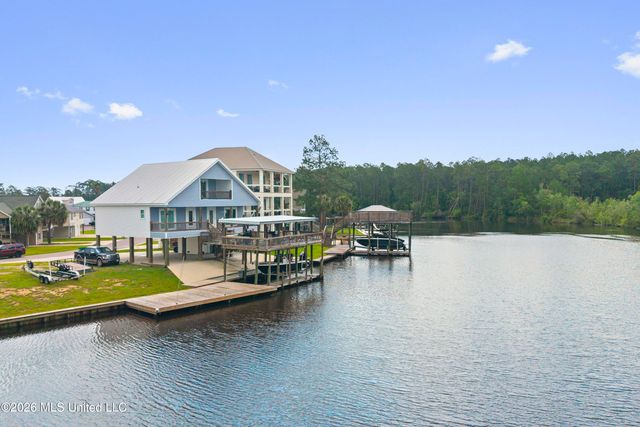 6149 Pontiac Drive, Kiln, MS 39556