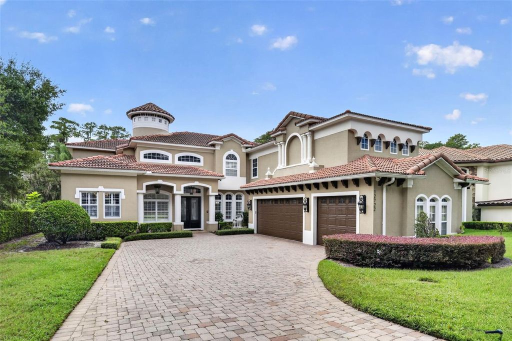 Image 1 of property listing at 12722 S LAKE SAWYER LANE, Windermere, FL 34786