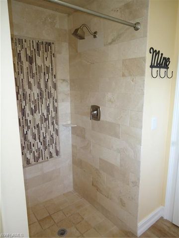 2012 SE 47th ST, Cape Coral, FL 33904