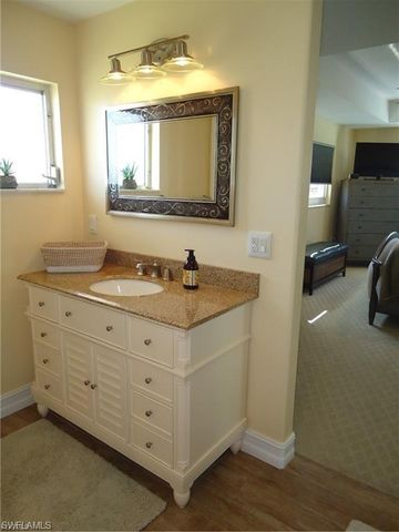 2012 SE 47th ST, Cape Coral, FL 33904