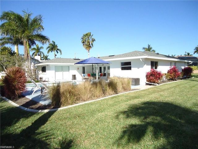 2012 SE 47th ST, Cape Coral, FL 33904