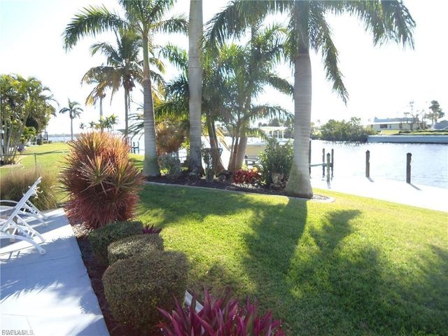 2012 SE 47th ST, Cape Coral, FL 33904