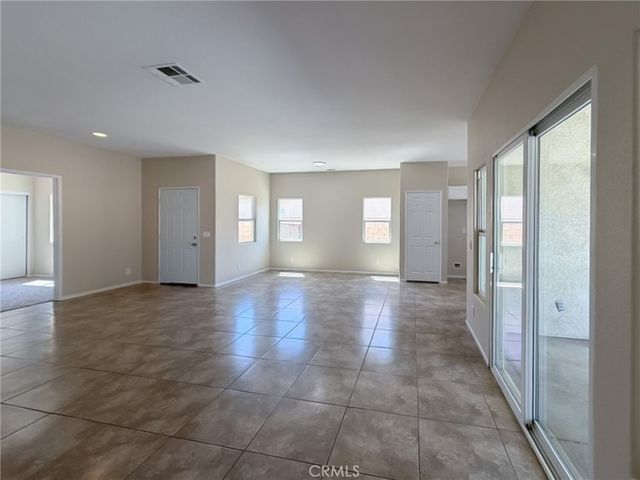 44115 Greentree Court, Lancaster, CA 93535
