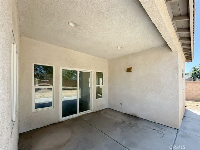 44115 Greentree Court, Lancaster, CA 93535