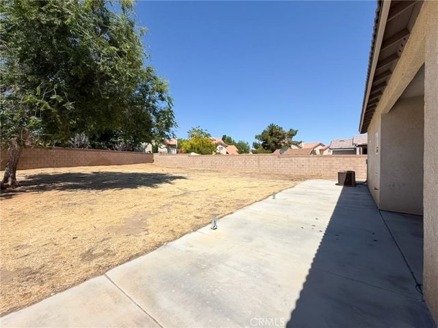 44115 Greentree Court, Lancaster, CA 93535
