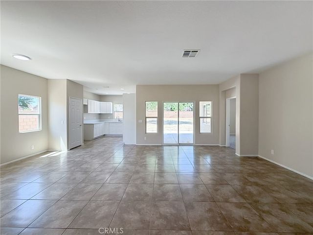 44115 Greentree Court, Lancaster, CA 93535