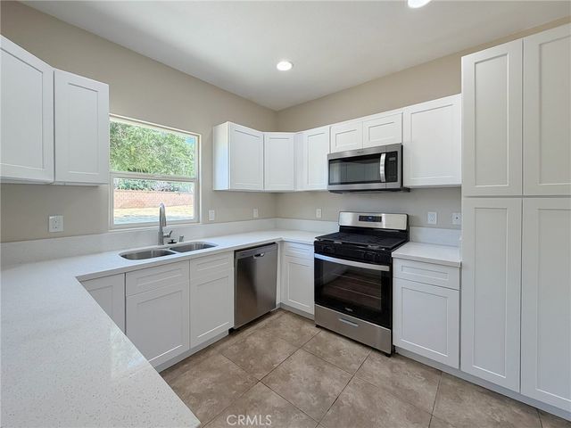 44115 Greentree Court, Lancaster, CA 93535