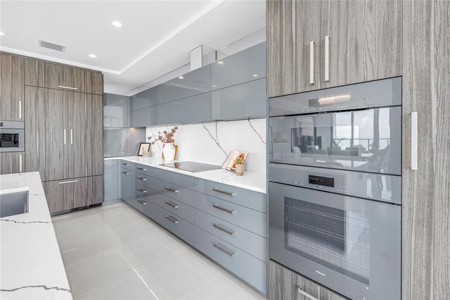 301 1ST STREET S 3103, St Petersburg, FL 33701