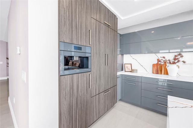 301 1ST STREET S 3103, St Petersburg, FL 33701