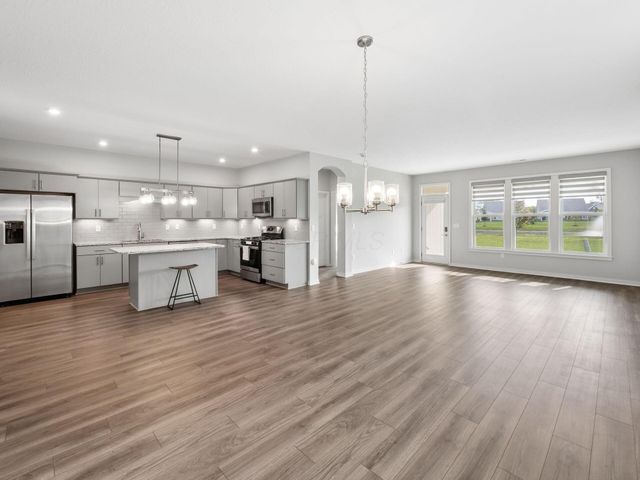 6252 Windcliff Drive, Grove City, OH 43123