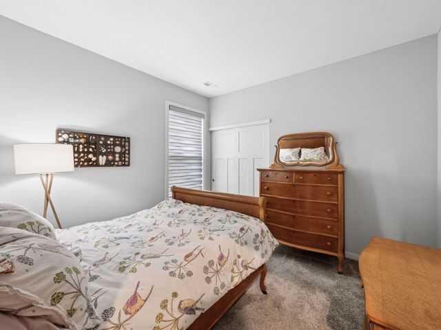 6252 Windcliff Drive, Grove City, OH 43123