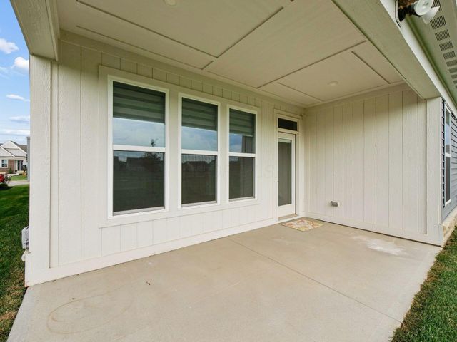 6252 Windcliff Drive, Grove City, OH 43123