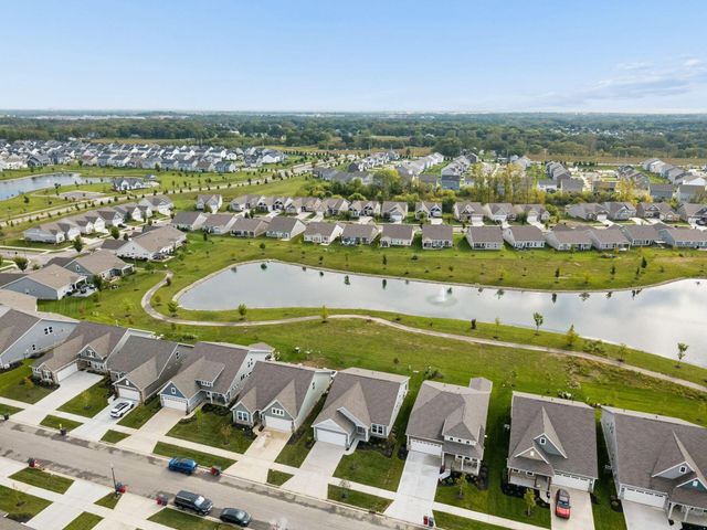 6252 Windcliff Drive, Grove City, OH 43123