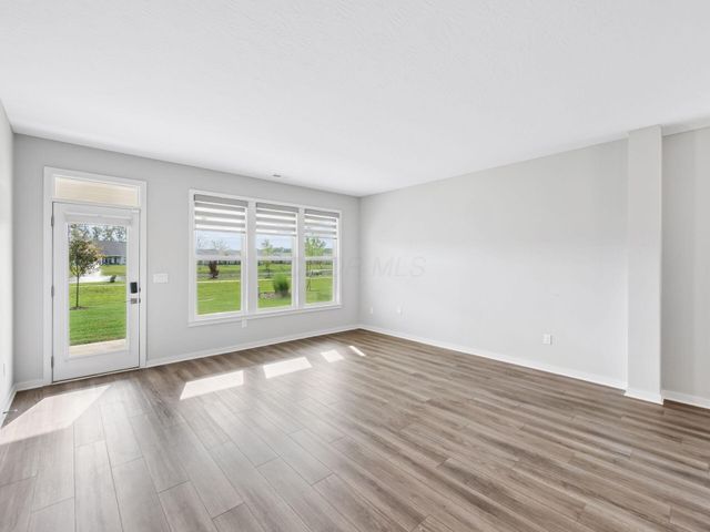 6252 Windcliff Drive, Grove City, OH 43123
