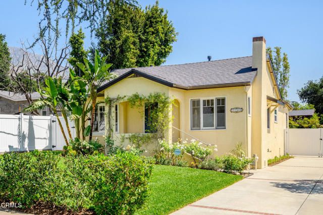 3360 Glenrose Avenue, Altadena, CA 91001