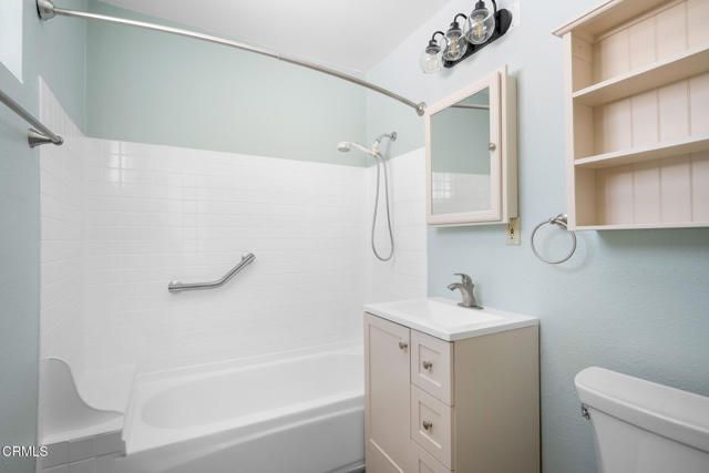 3360 Glenrose Avenue, Altadena, CA 91001