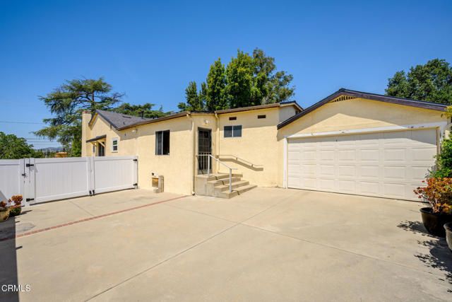 3360 Glenrose Avenue, Altadena, CA 91001