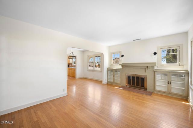 3360 Glenrose Avenue, Altadena, CA 91001