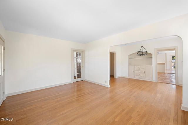 3360 Glenrose Avenue, Altadena, CA 91001