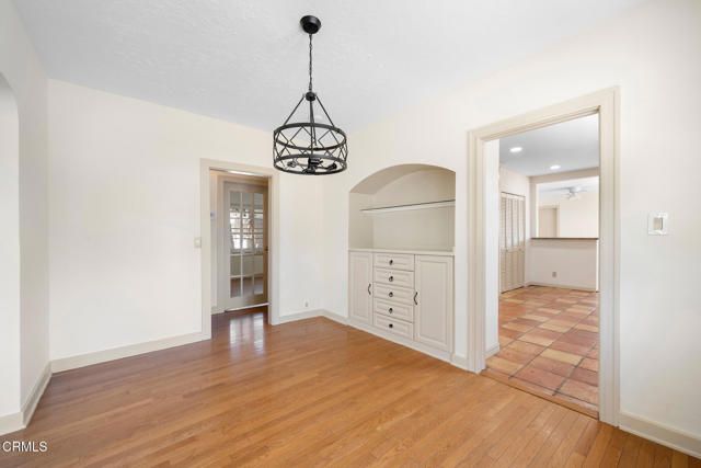 3360 Glenrose Avenue, Altadena, CA 91001