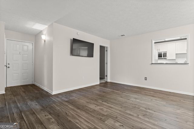 3991 Woodridge Way, Tucker, GA 30084