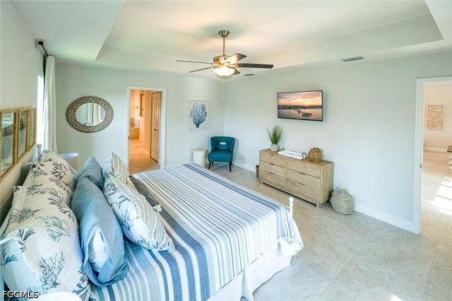 2906 SE 8th AVE, Cape Coral, FL 33904