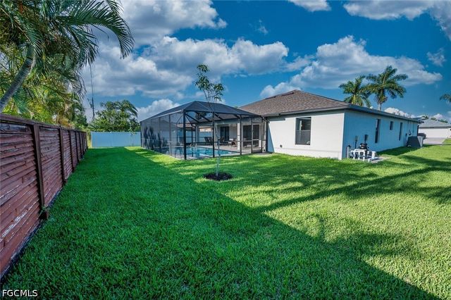 2906 SE 8th AVE, Cape Coral, FL 33904