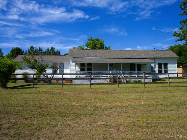 112 Ragan Drive, Wetumpka, AL 36092