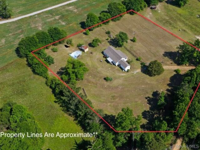 112 Ragan Drive, Wetumpka, AL 36092