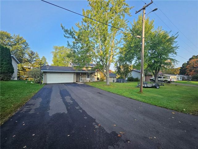 324 8th Street, Cornell, WI 54732