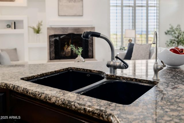 15602 E EL LAGO Boulevard, Fountain Hills, AZ 85268