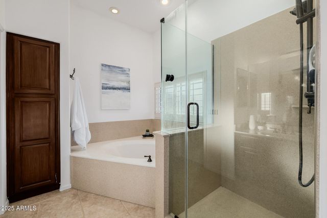 15602 E EL LAGO Boulevard, Fountain Hills, AZ 85268