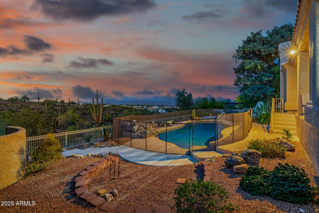 15602 E EL LAGO Boulevard, Fountain Hills, AZ 85268