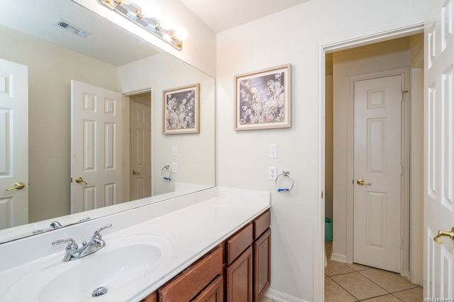 1203 Sand Wedge, San Antonio, TX 78258