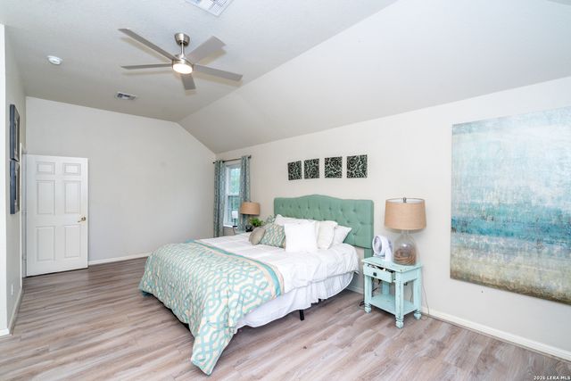 1203 Sand Wedge, San Antonio, TX 78258