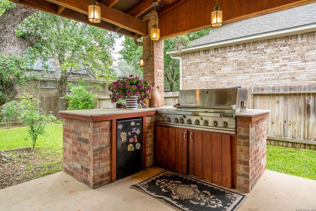 1203 Sand Wedge, San Antonio, TX 78258