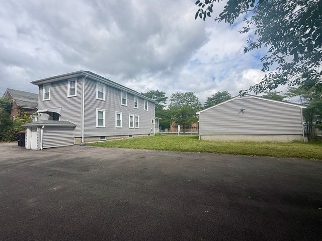 18 Ford St, Brockton, MA 02301