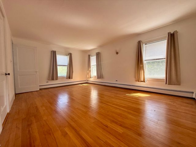 18 Ford St, Brockton, MA 02301