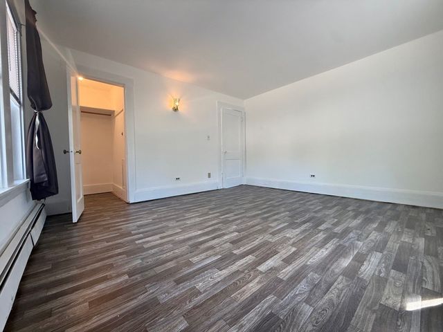 18 Ford St, Brockton, MA 02301