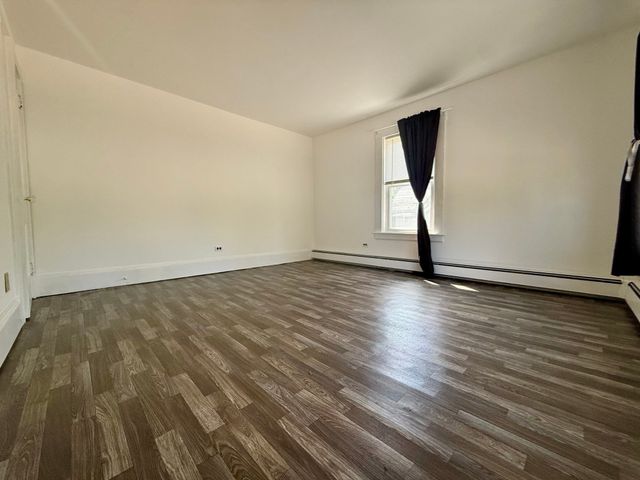 18 Ford St, Brockton, MA 02301