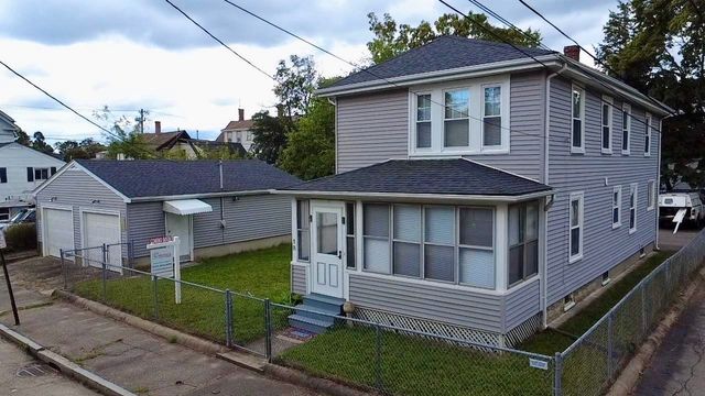 18 Ford St, Brockton, MA 02301