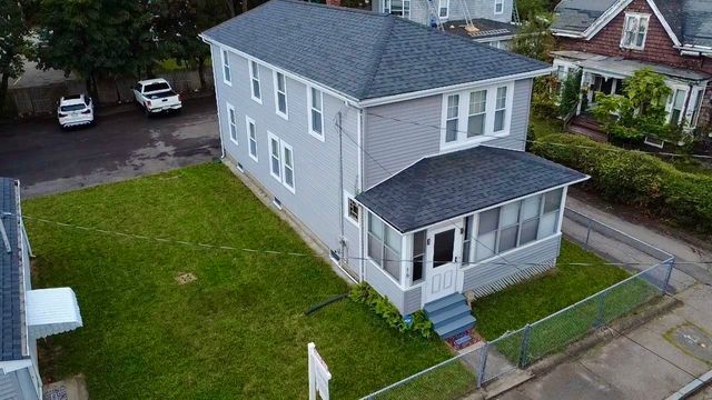 18 Ford St, Brockton, MA 02301