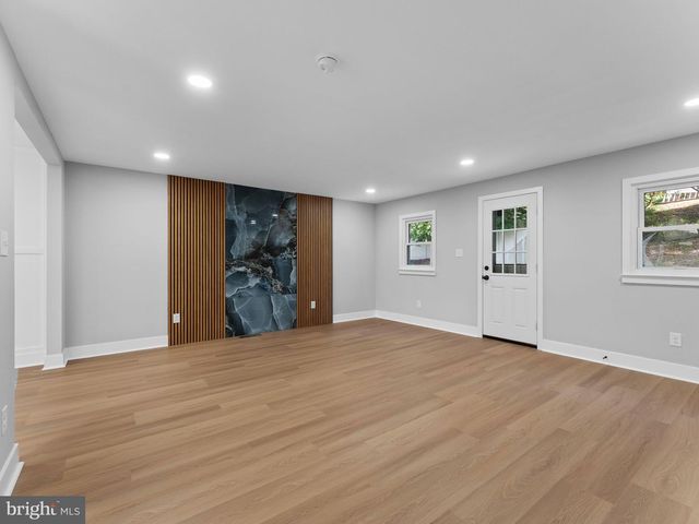 803 FAY DR, Feasterville Trevose, PA 19053