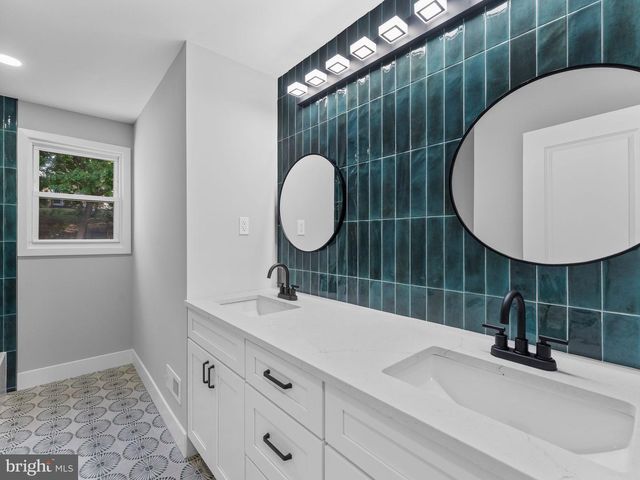 803 FAY DR, Feasterville Trevose, PA 19053